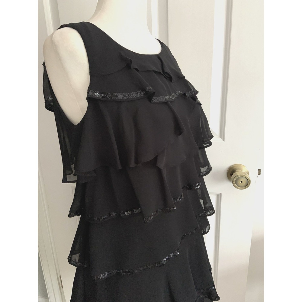 Calvin Klein LBD Tiered Chiffon Ruffle Short Cocktail Dress Sleeveless 8 Petite